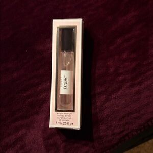 NEW VS Tease travel spray